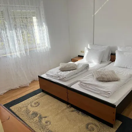 Mesan Apartment *
